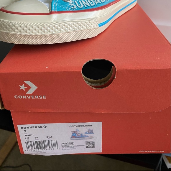 Converse Kids’ Chucks - Picture 4 of 6